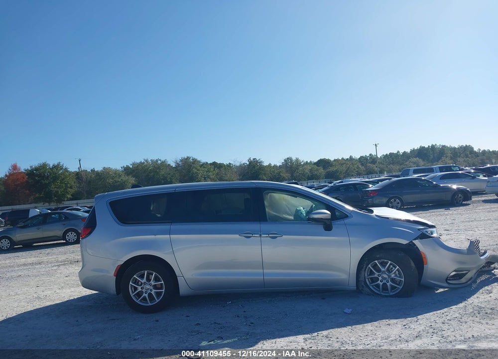2023 CHRYSLER PACIFICA TOURING L VIN: 2C4RC1BG9PR571548