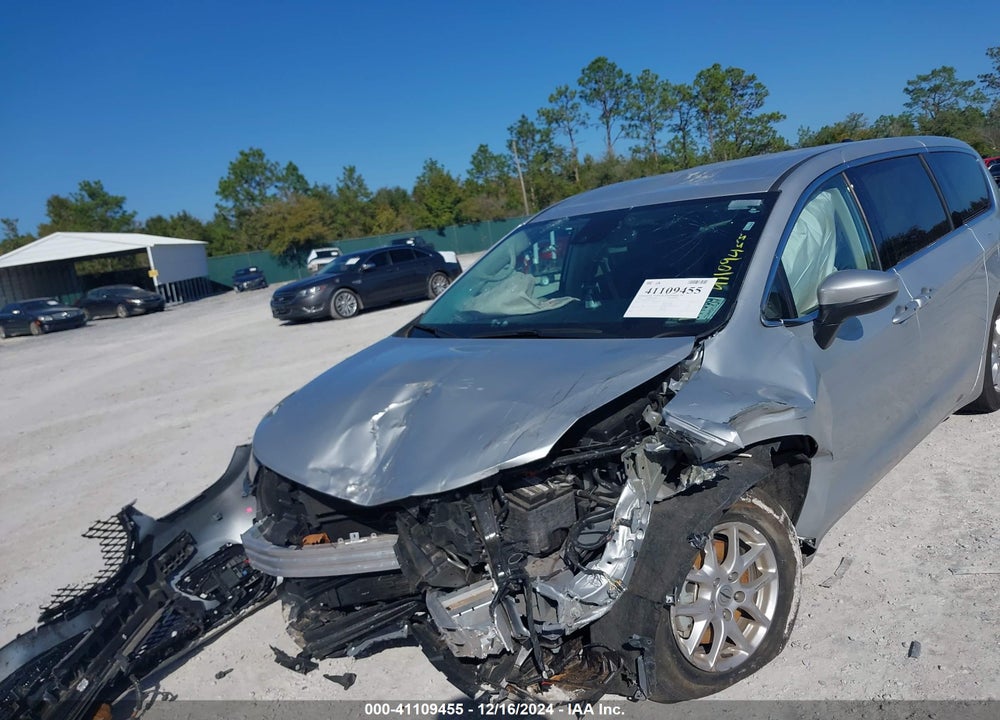 2023 CHRYSLER PACIFICA TOURING L VIN: 2C4RC1BG9PR571548