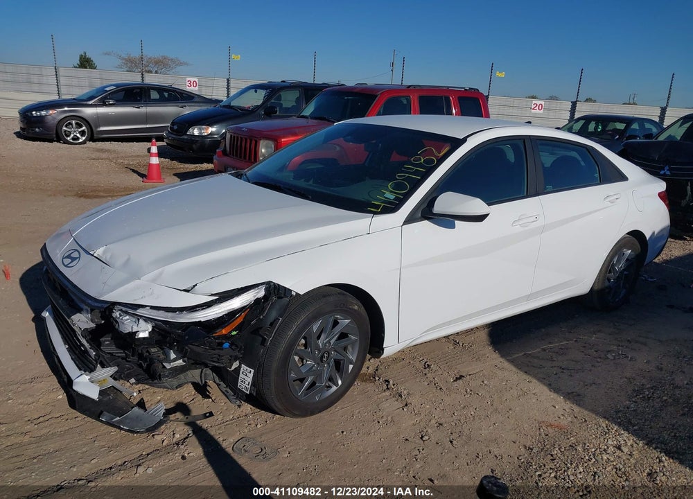 2024 HYUNDAI ELANTRA SEL VIN: KMHLM4DG4RU639418