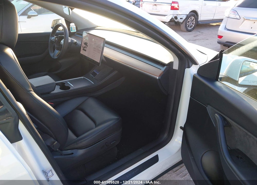 2021 TESLA MODEL Y LONG RANGE DUAL MOTOR ALL-WHEEL DRIVE VIN: 5YJYGDEE4MF259589