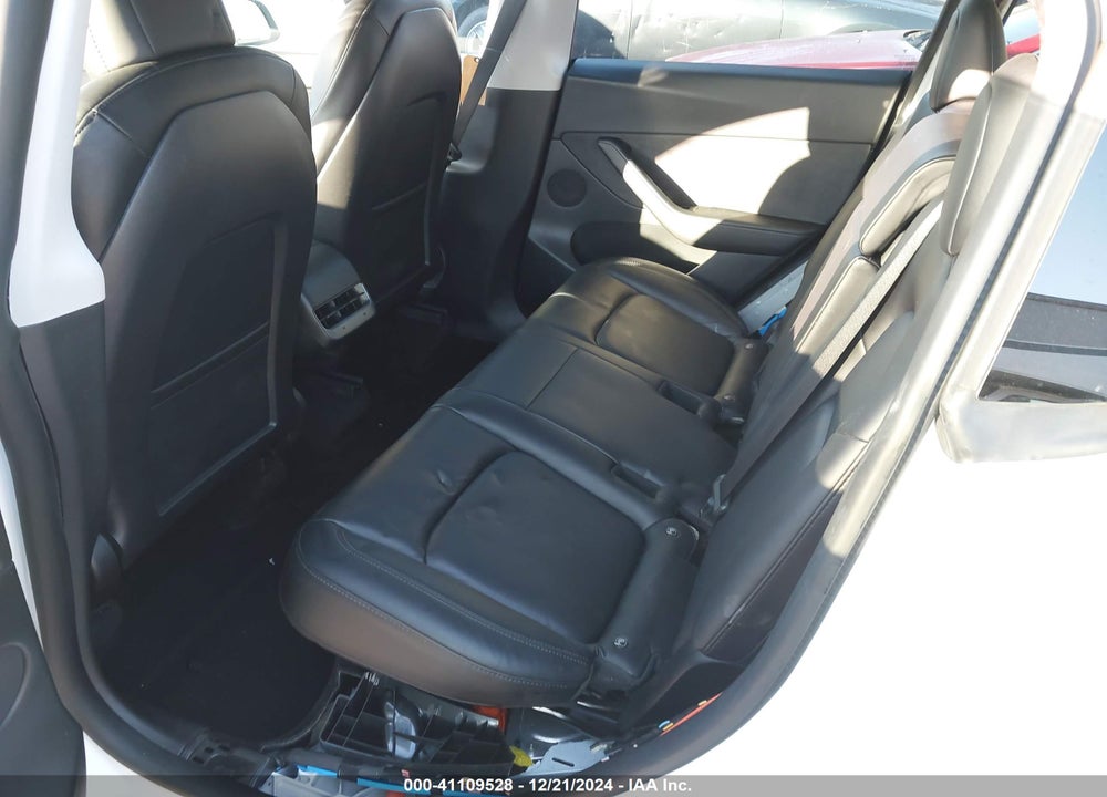 2021 TESLA MODEL Y LONG RANGE DUAL MOTOR ALL-WHEEL DRIVE VIN: 5YJYGDEE4MF259589