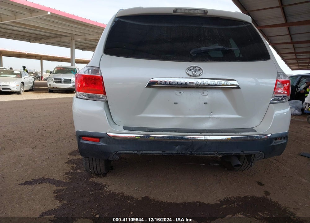 2013 TOYOTA HIGHLANDER VIN: 5TDZA3EH9DS040505