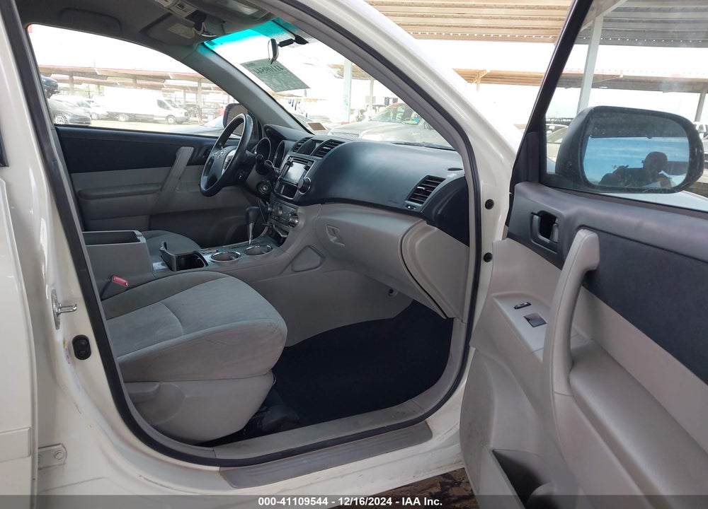 2013 TOYOTA HIGHLANDER VIN: 5TDZA3EH9DS040505