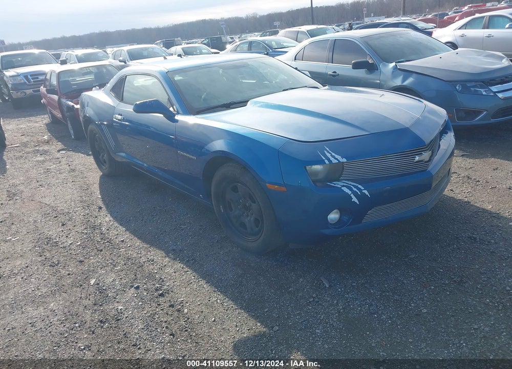 2010 CHEVROLET CAMARO 1LS VIN: 2G1FE1EV4A9136055