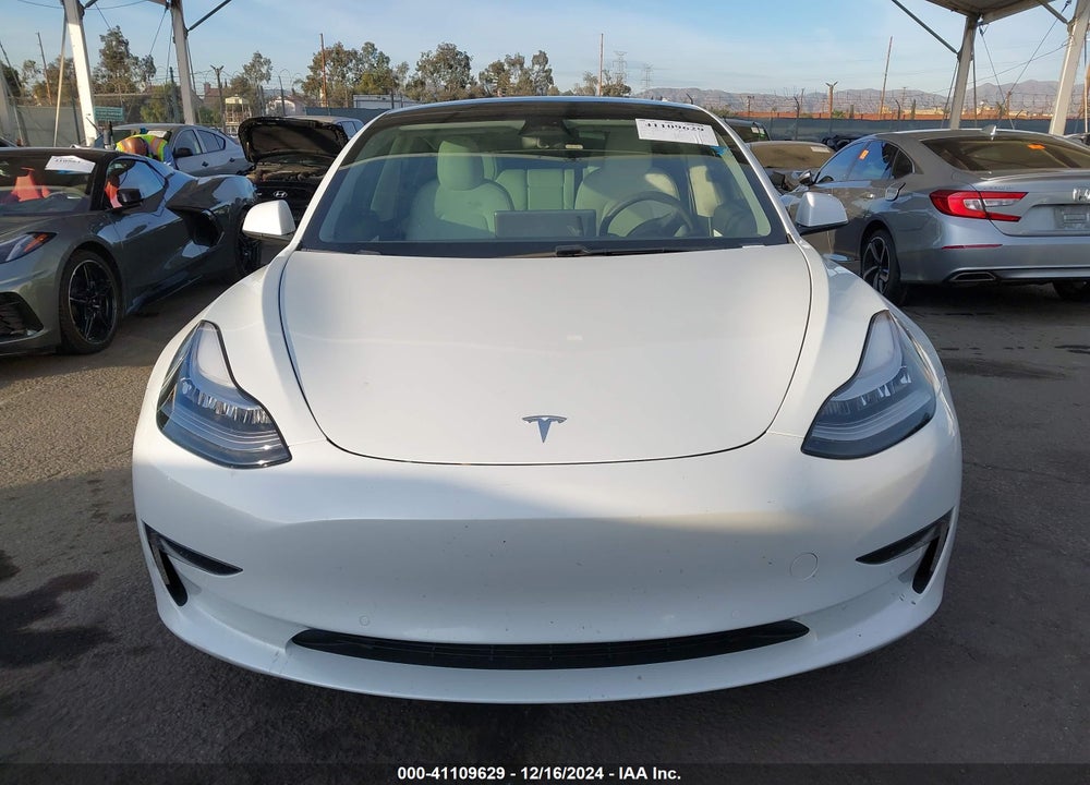 2021 TESLA MODEL 3 STANDARD RANGE PLUS REAR-WHEEL DRIVE VIN: 5YJ3E1EA5MF858898
