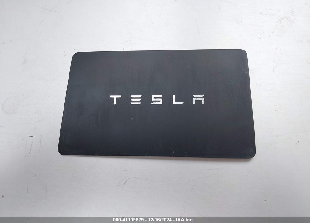 2021 TESLA MODEL 3 STANDARD RANGE PLUS REAR-WHEEL DRIVE VIN: 5YJ3E1EA5MF858898