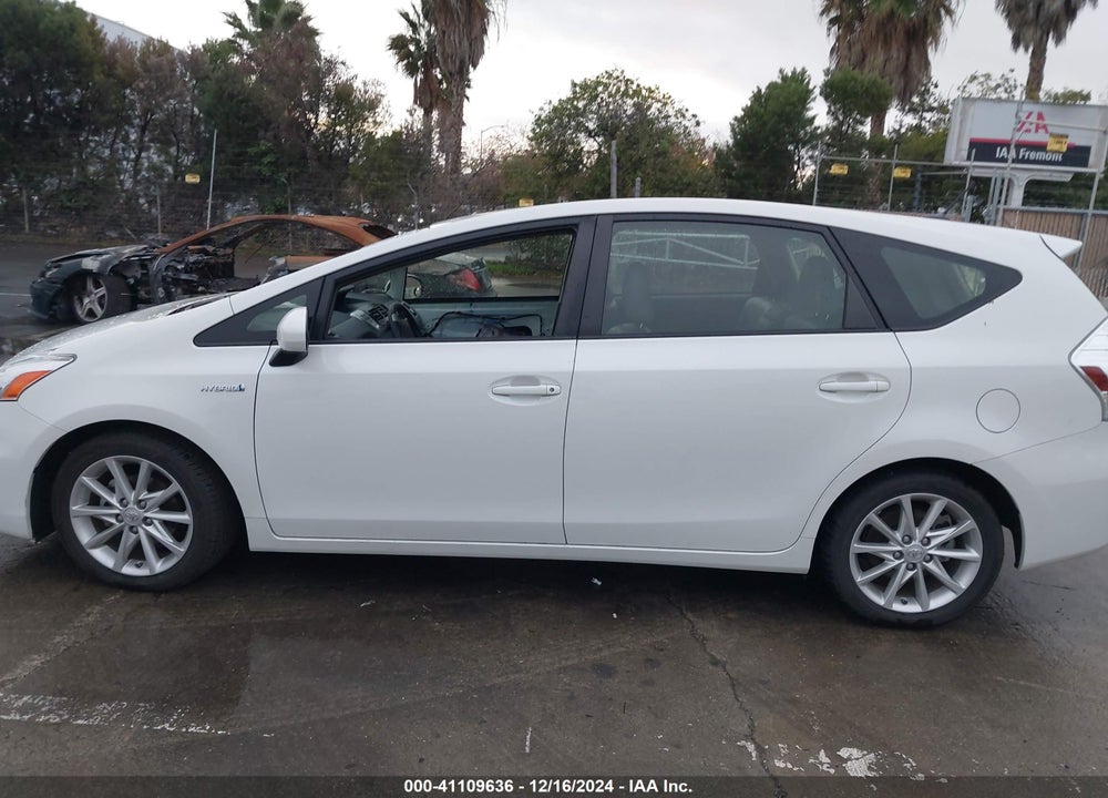 2013 TOYOTA PRIUS V FIVE VIN: JTDZN3EU2D3230942