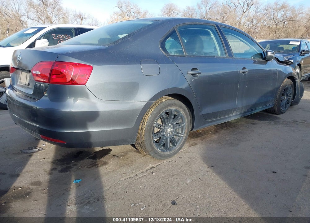 2011 VOLKSWAGEN JETTA VIN: 3VWDX7AJ4BM342075