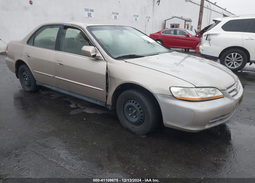 2001 HONDA ACCORD 2.3 LX VIN: JHMCG56471C015884