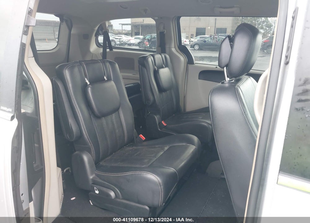 2012 CHRYSLER TOWN & COUNTRY VIN: 2C4RC1BG0CR423329
