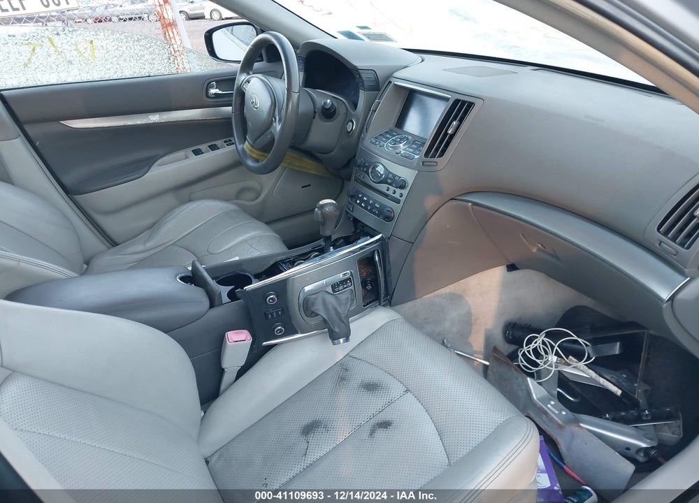 2011 INFINITI G37X VIN: JN1CV6AR7BM356135