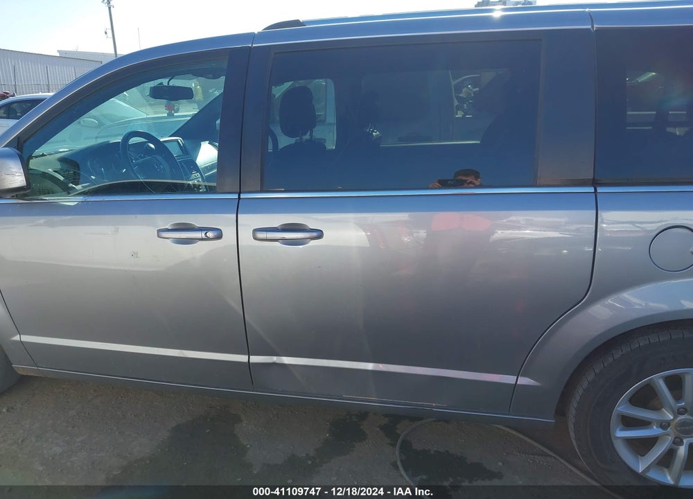 2018 DODGE GRAND CARAVAN SXT VIN: 2C4RDGCG5JR267736