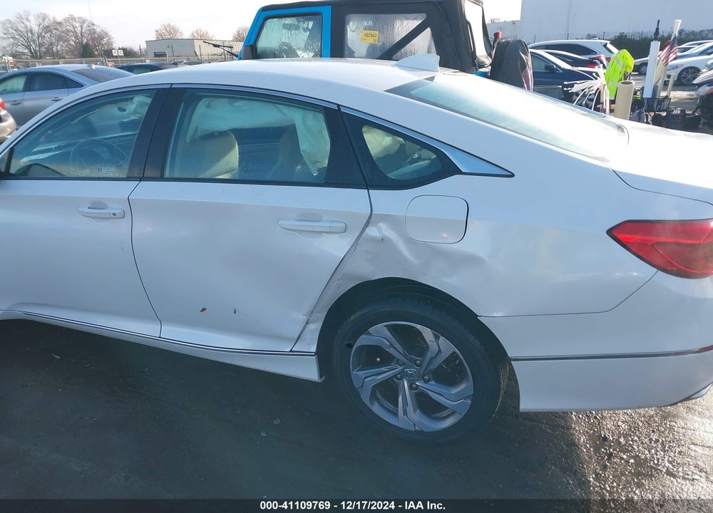 2018 HONDA ACCORD EX VIN: 1HGCV1F4XJA138270