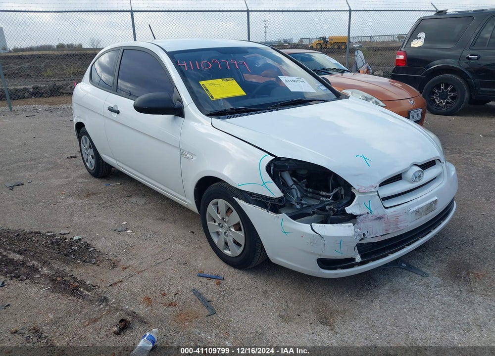 2008 HYUNDAI ACCENT GS VIN: KMHCM36C08U079920
