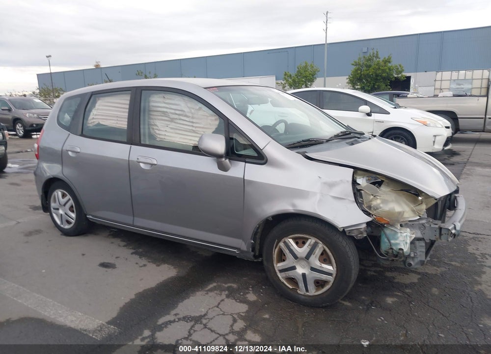 2007 HONDA FIT VIN: JHMGD38487S056440