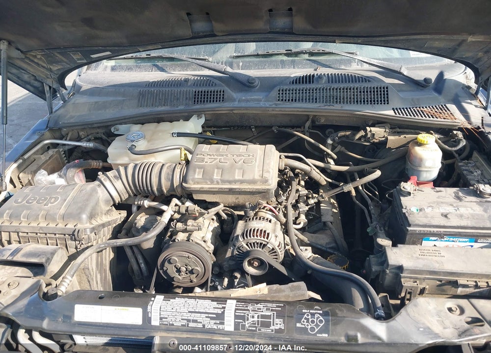 2002 JEEP LIBERTY SPORT VIN: 1J4GK48K52W313447