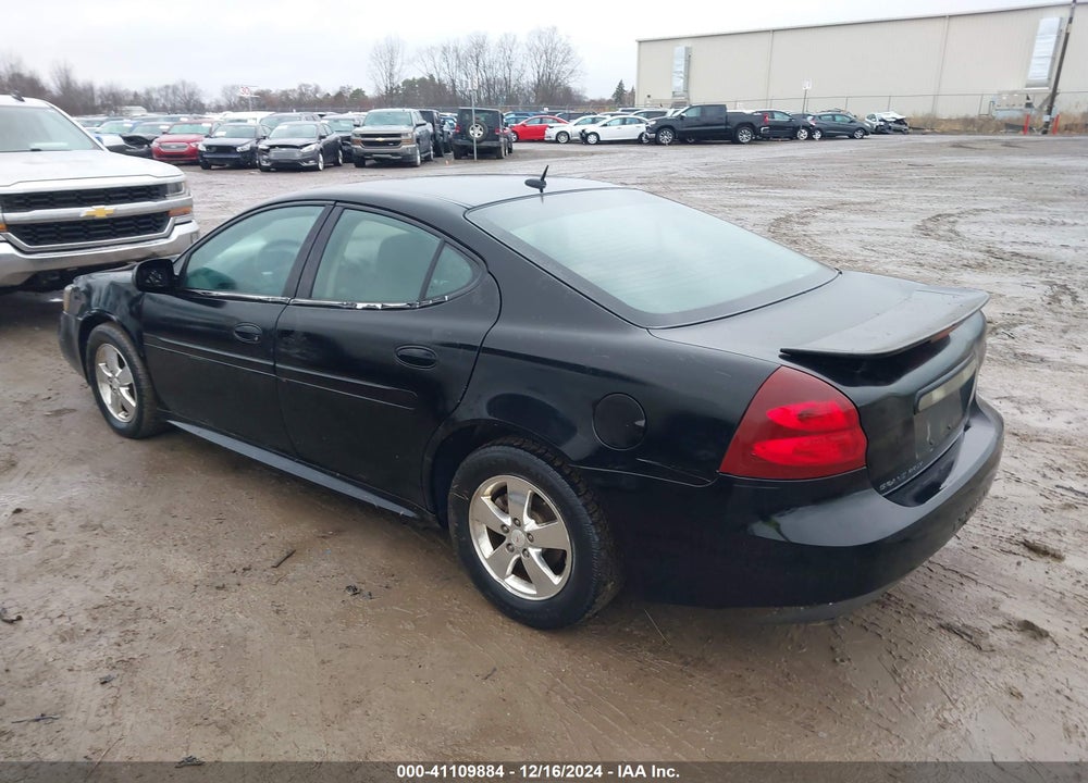2006 PONTIAC GRAND PRIX VIN: 2G2WP552761306675