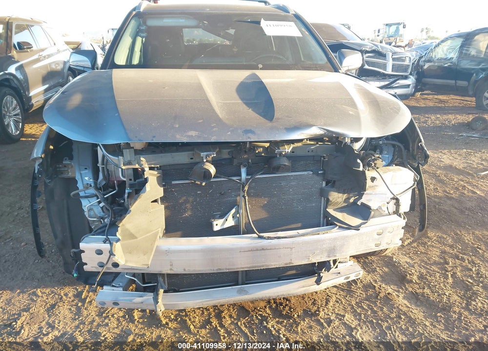 2023 TOYOTA HIGHLANDER XLE VIN: 5TDKDRAH9PS032328