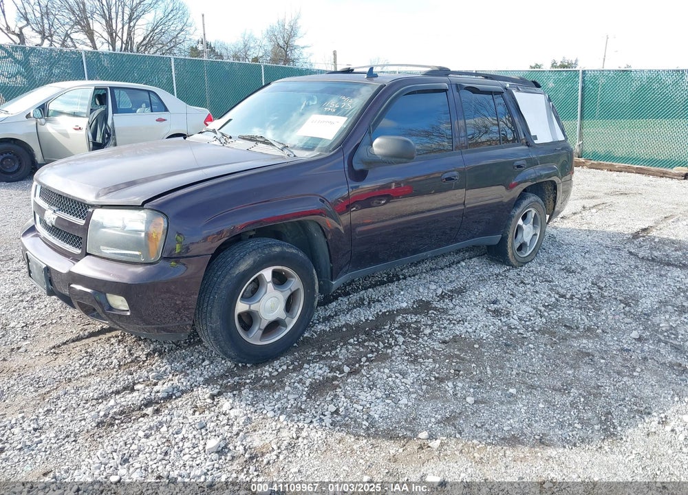 2008 CHEVROLET TRAILBLAZER LT VIN: 1GNDS13S682115675