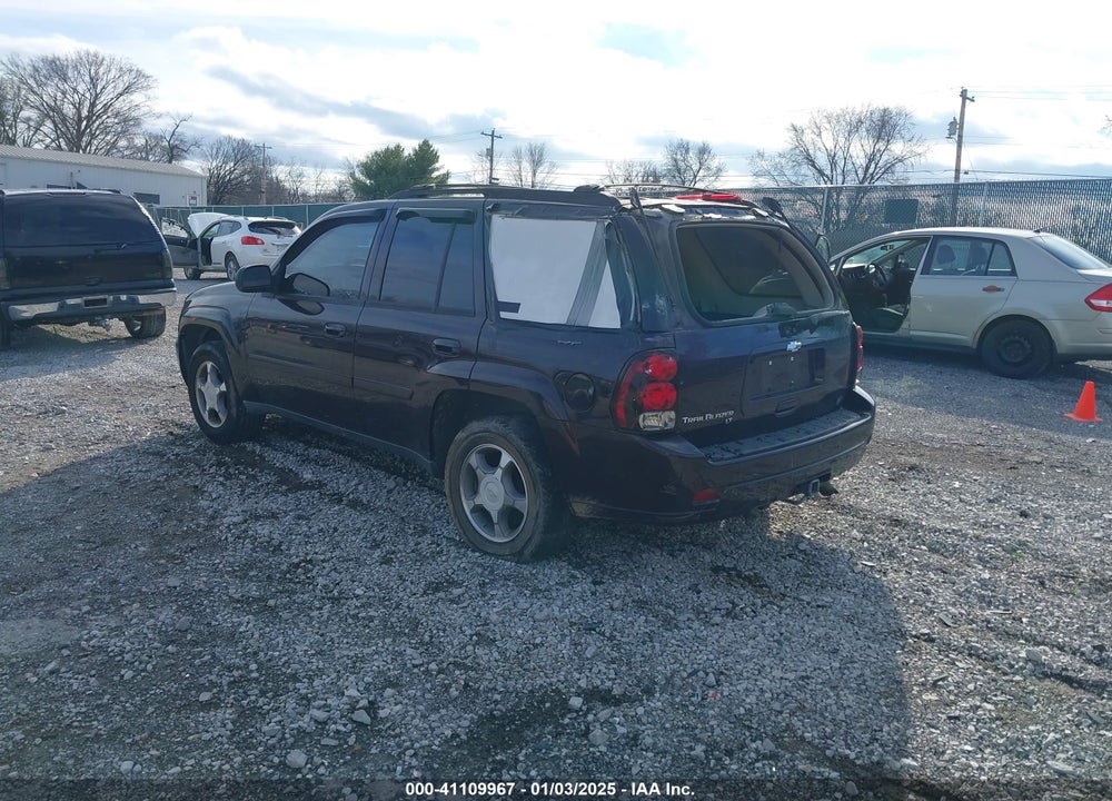 2008 CHEVROLET TRAILBLAZER LT VIN: 1GNDS13S682115675