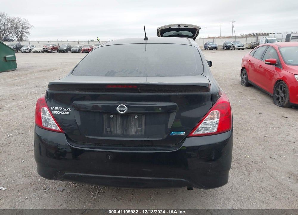2016 NISSAN VERSA VIN: 3N1CN7AP2GL858489