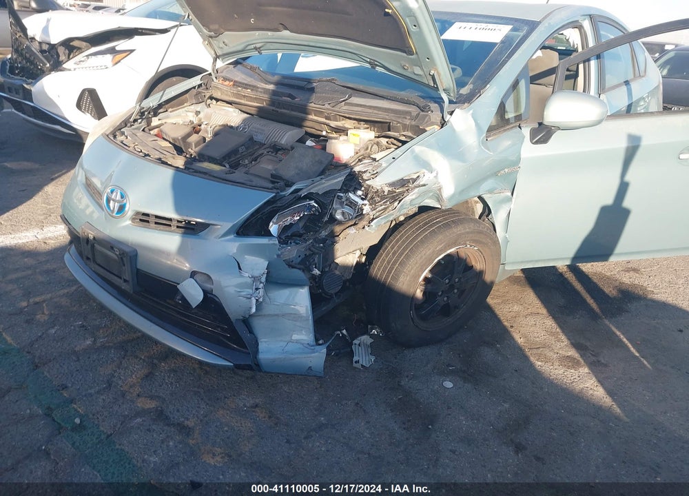 2013 TOYOTA PRIUS THREE VIN: JTDKN3DU1D1684615
