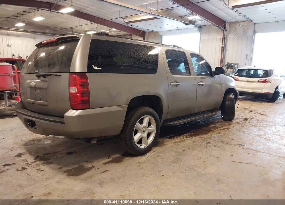 2008 CHEVROLET SUBURBAN 1500 LTZ VIN: 1GNFK16318R105012