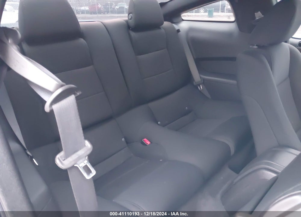 2011 FORD MUSTANG VIN: 1ZVBP8AM9B5105773