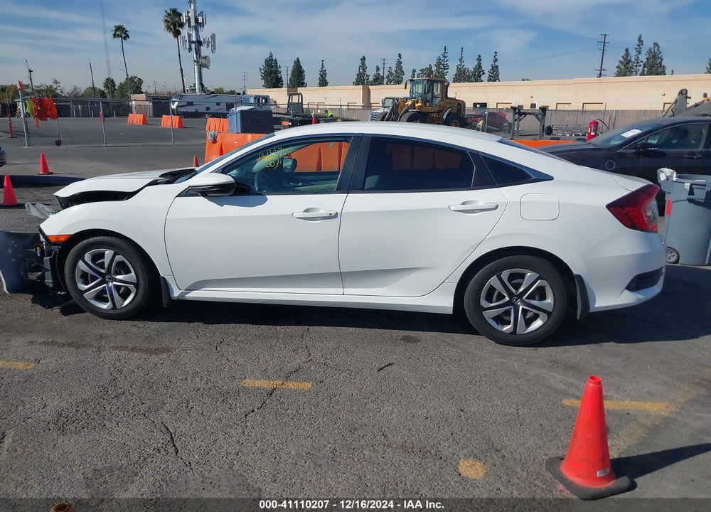 2018 HONDA CIVIC VIN: 2HGFC2F51JH553061