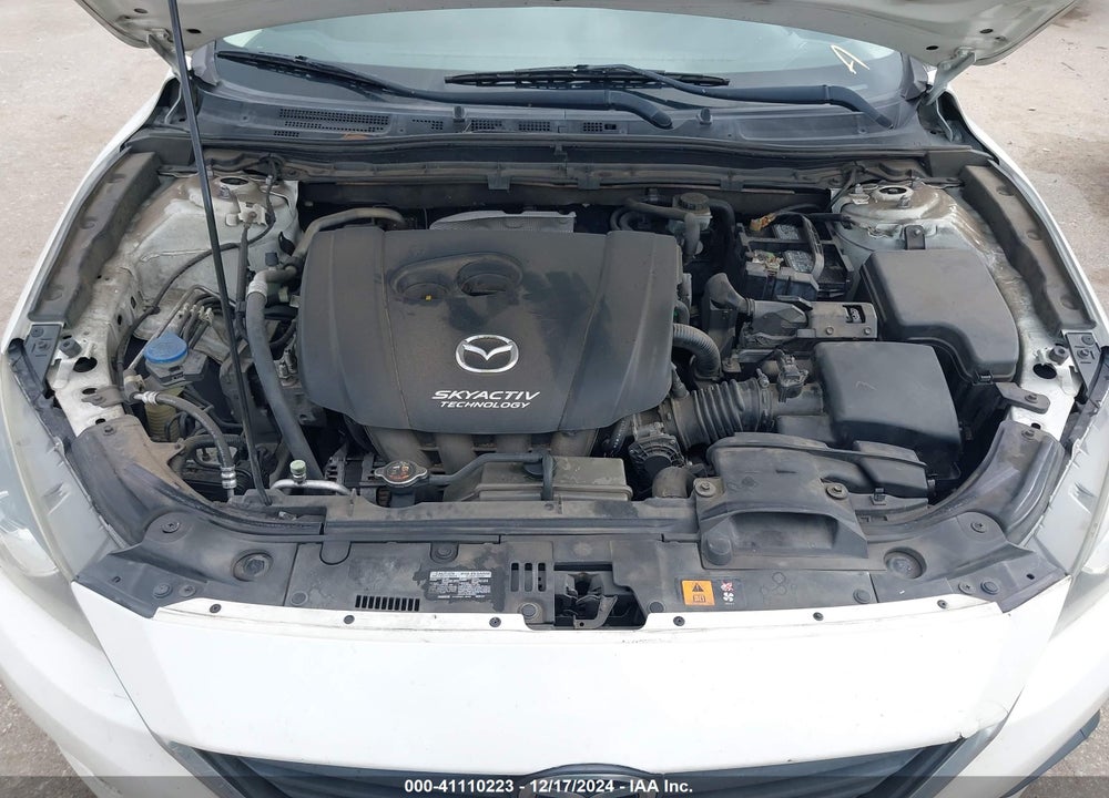 2014 MAZDA 3 I TOURING VIN: JM1BM1L74E1203941