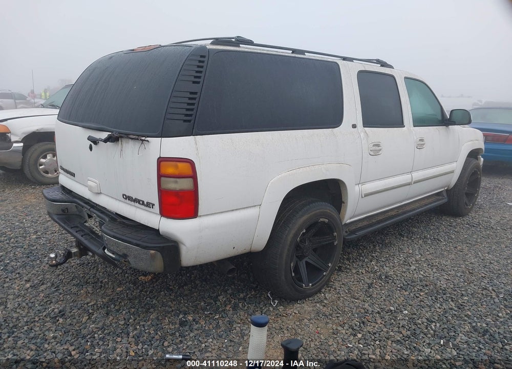 2002 CHEVROLET SUBURBAN 1500 LT VIN: 3GNFK16ZX2G354730