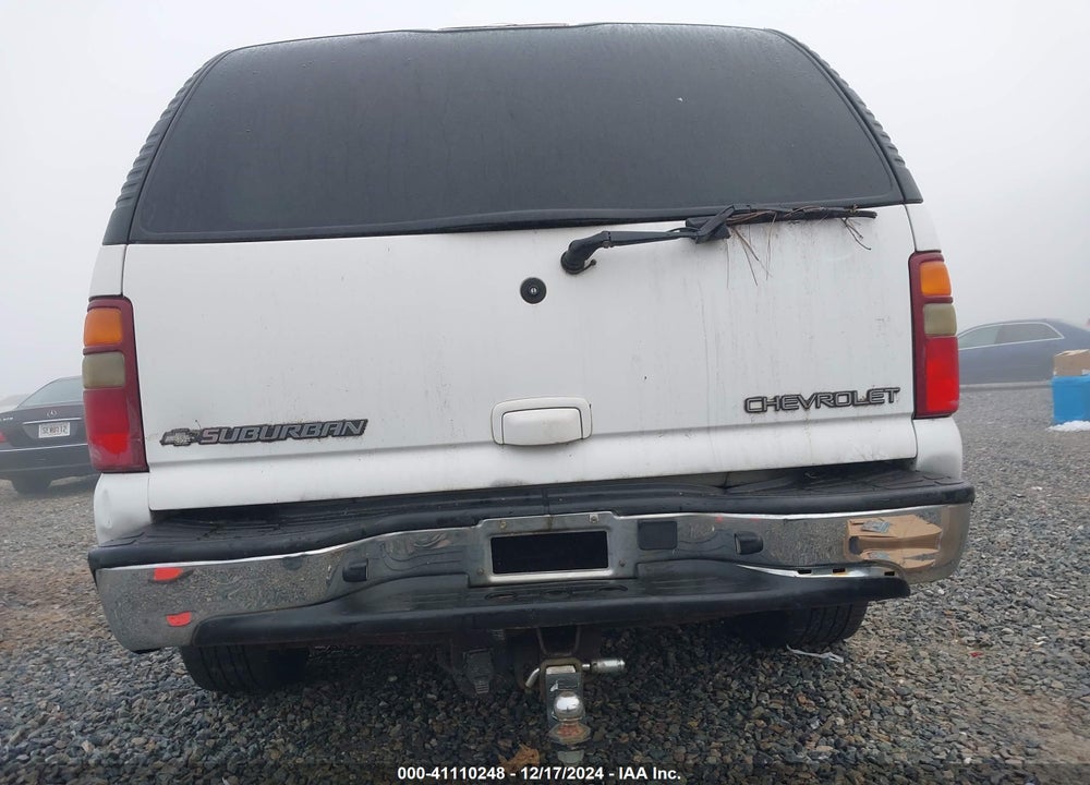 2002 CHEVROLET SUBURBAN 1500 LT VIN: 3GNFK16ZX2G354730