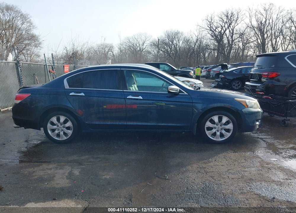 2010 HONDA ACCORD 3.5 EX-L VIN: 5KBCP3F82AB011514