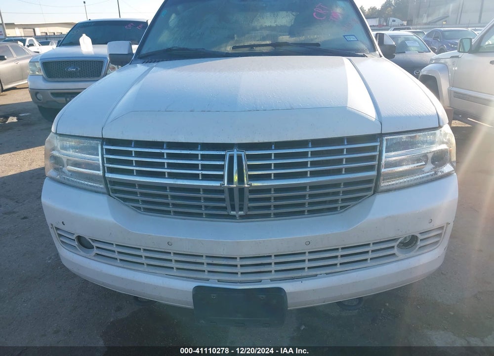 2010 LINCOLN NAVIGATOR VIN: 5LMJJ2H56AEJ09928