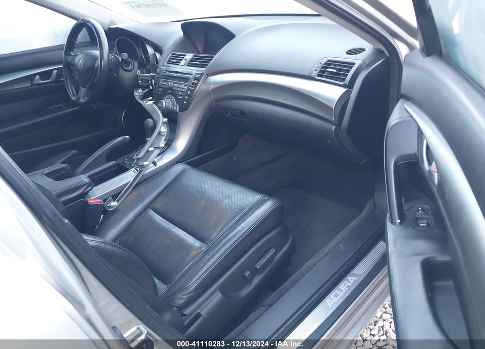 2010 ACURA TL 3.5 VIN: 19UUA8F56AA011730