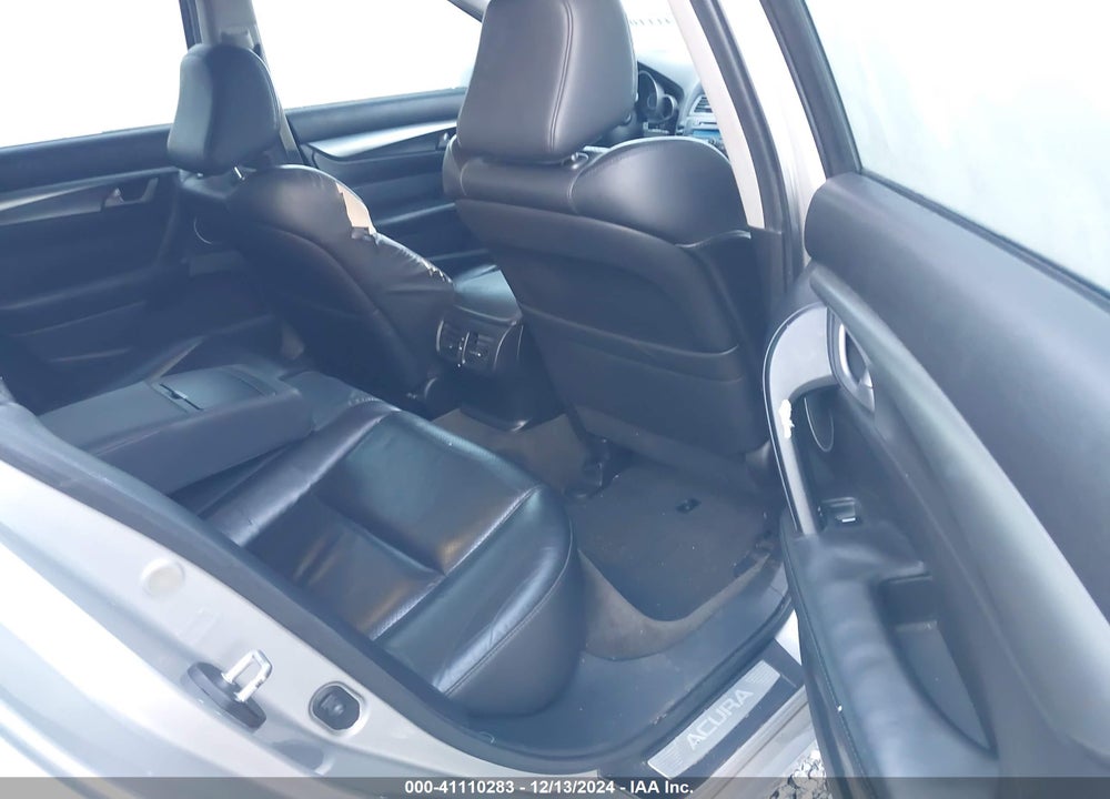 2010 ACURA TL 3.5 VIN: 19UUA8F56AA011730