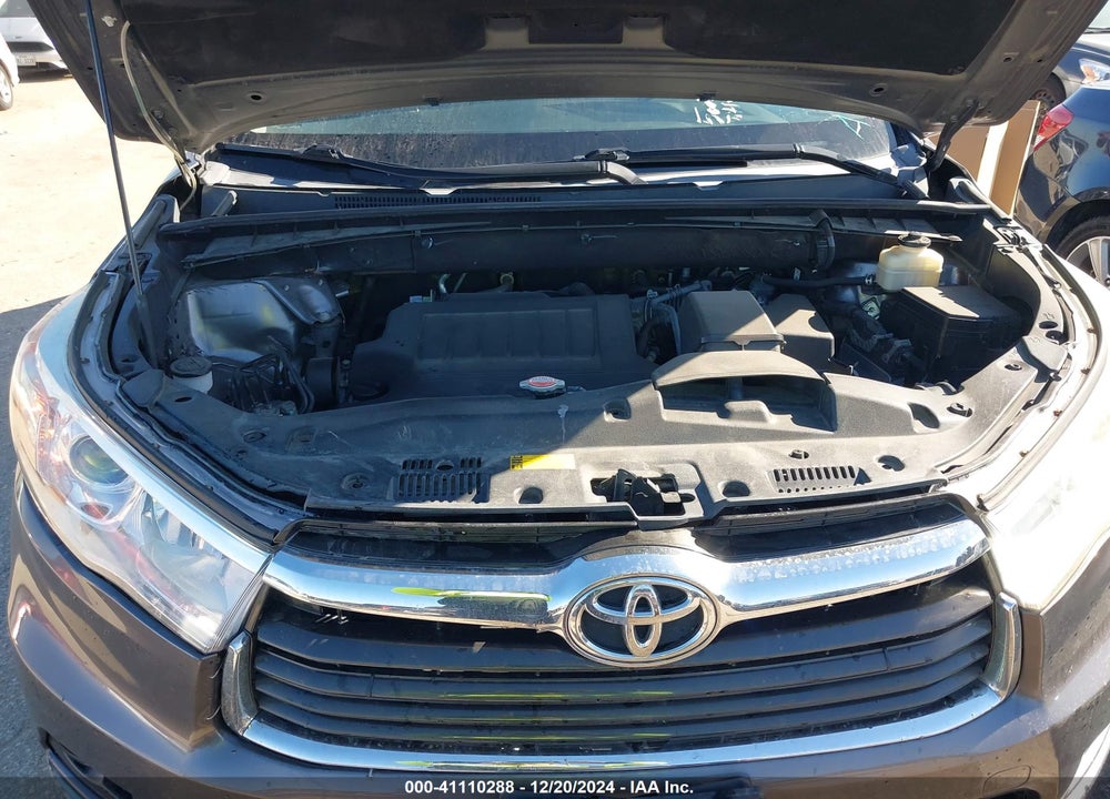 2016 TOYOTA HIGHLANDER XLE V6 VIN: 5TDKKRFH9GS500394