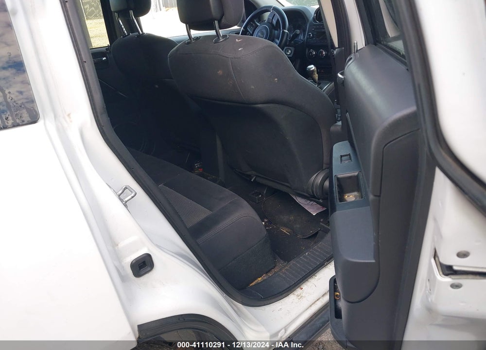 2011 JEEP COMPASS VIN: 1J4NF1FB4BD259213