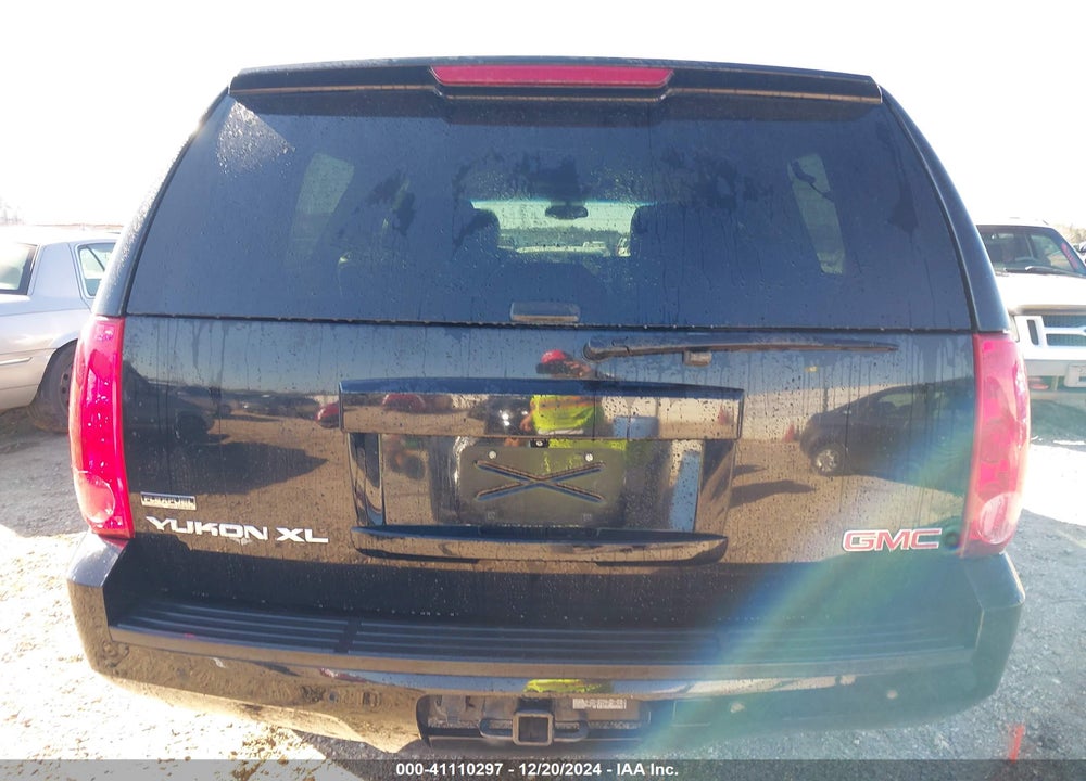 2010 GMC YUKON XL 1500 SLT VIN: 1GKUCKE00AR182605