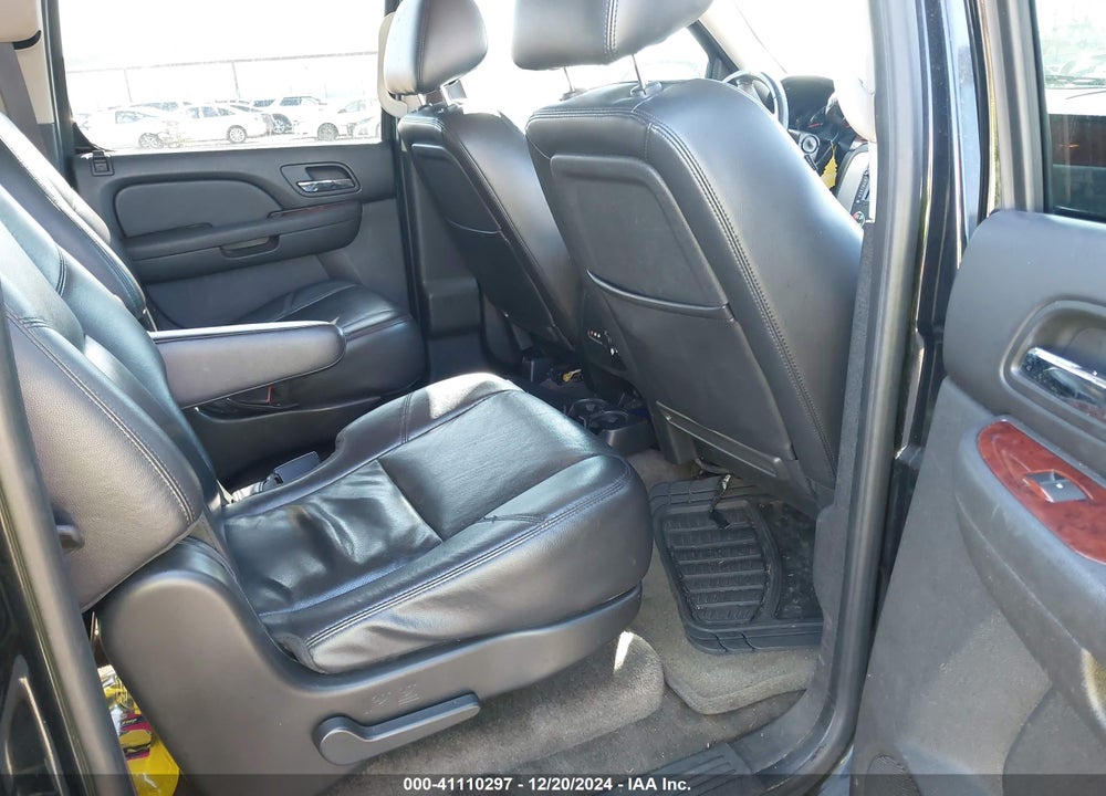 2010 GMC YUKON XL 1500 SLT VIN: 1GKUCKE00AR182605
