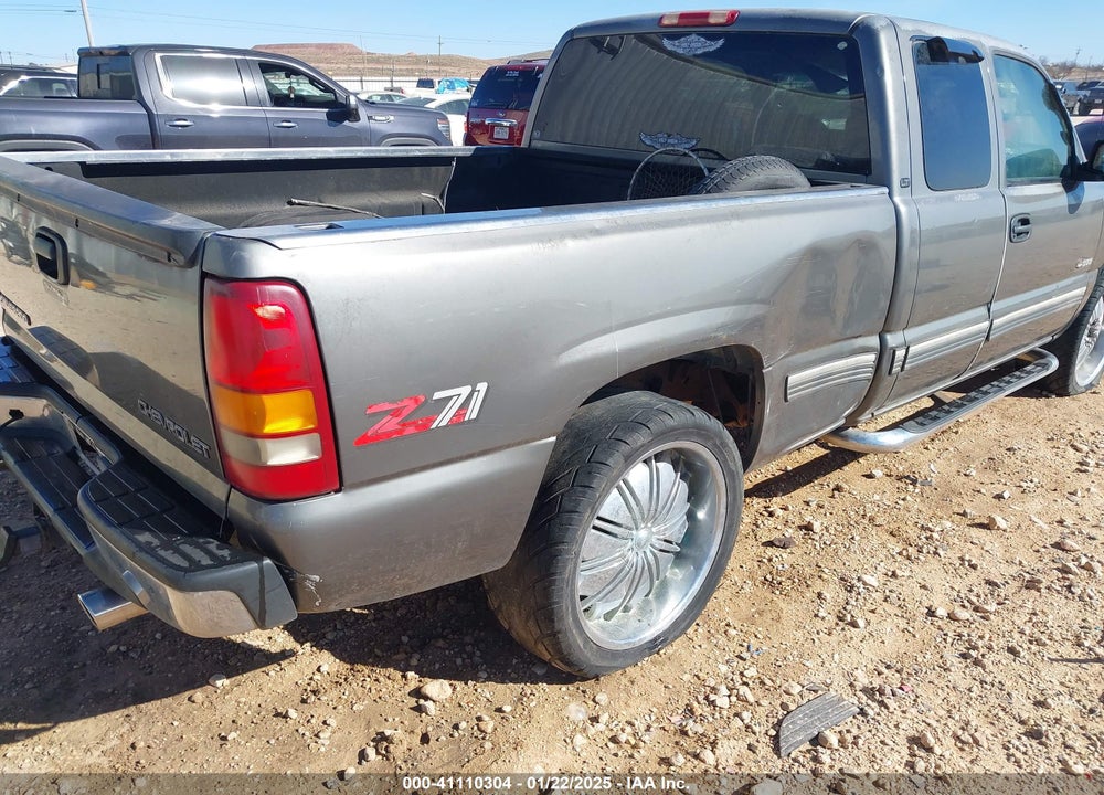 1999 CHEVROLET SILVERADO 1500 LT VIN: 2GCEK19T5X1115162