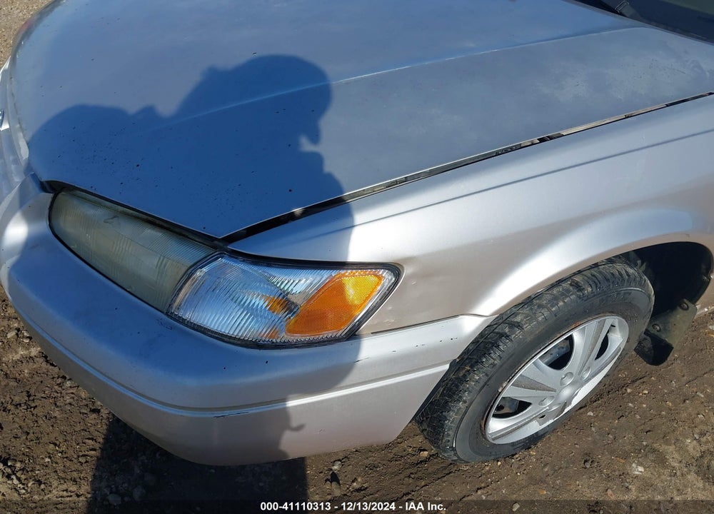 1999 TOYOTA CAMRY CE VIN: 4T1BG22K3XU917026