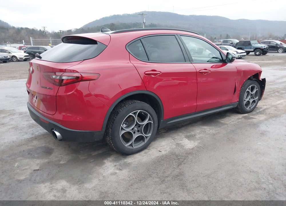 2021 ALFA ROMEO STELVIO AWD VIN: ZASPAKAN0M7D08632