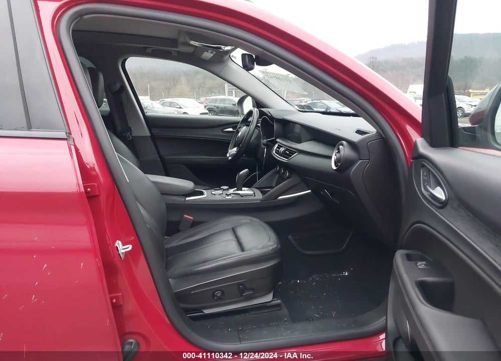 2021 ALFA ROMEO STELVIO AWD VIN: ZASPAKAN0M7D08632