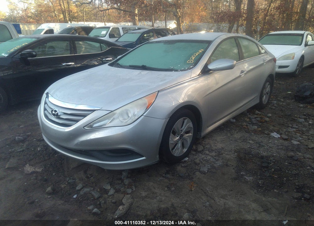 2014 HYUNDAI SONATA VIN: 5NPEB4AC3EH820244