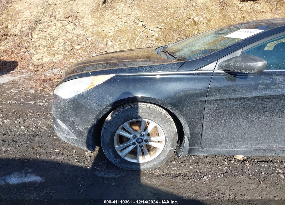 2013 HYUNDAI SONATA GLS VIN: 5NPEB4ACXDH609301