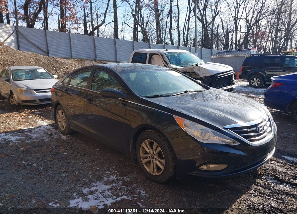 2013 HYUNDAI SONATA GLS VIN: 5NPEB4ACXDH609301