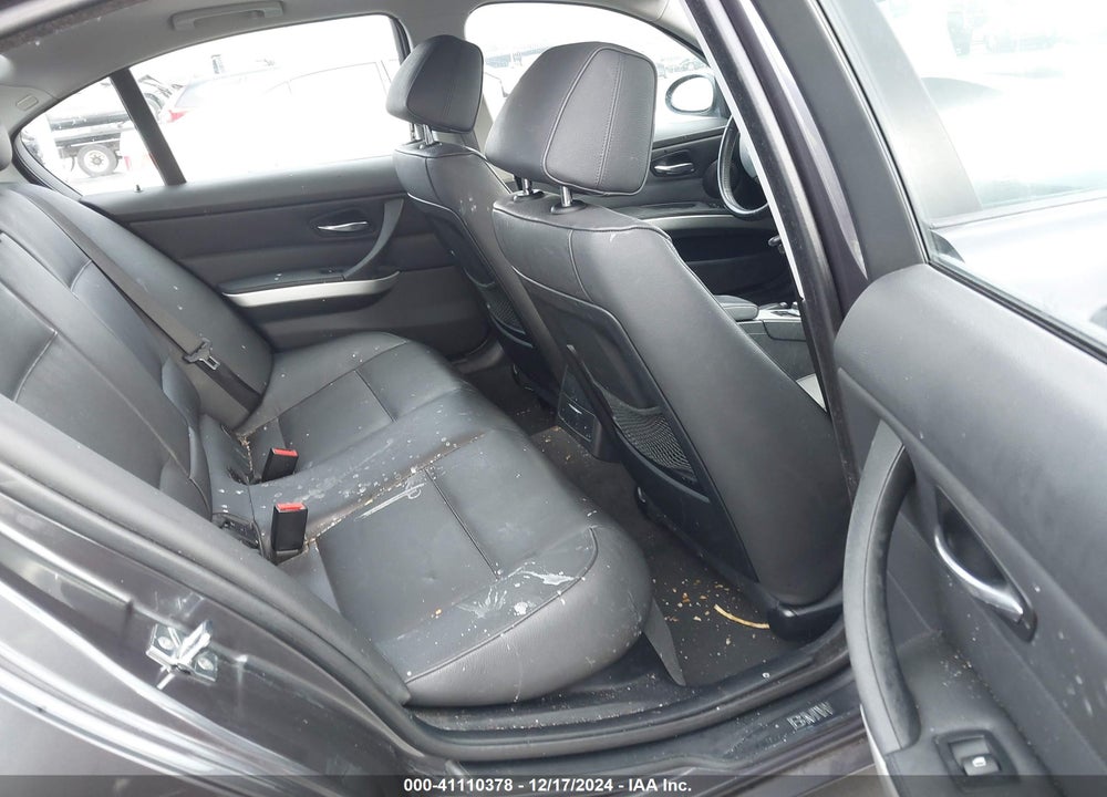 2008 BMW 328XI VIN: WBAVC93548K039390