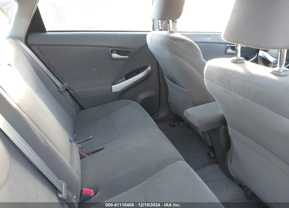 2011 TOYOTA PRIUS TWO VIN: JTDKN3DU8B1413032