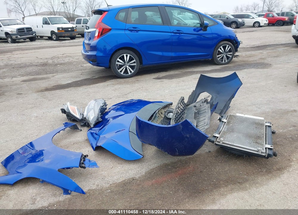2018 HONDA FIT EX VIN: 3HGGK5G84JM724839